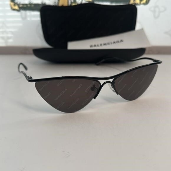New Authentic Balenciaga BB0093S 001 Curve Cat Sunglasses - Picture 8 of 13